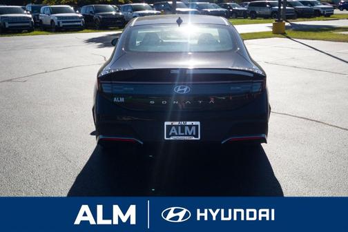 2026 Hyundai SONATA SE