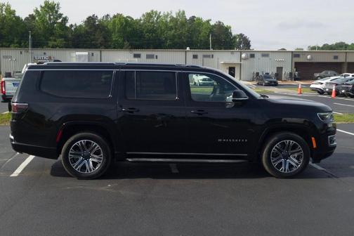 2023 Jeep Wagoneer L Series II