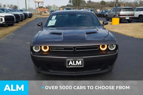 2022 Dodge Challenger SXT