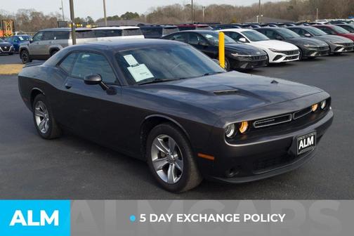 2022 Dodge Challenger SXT