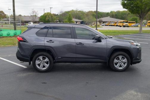 2024 Toyota RAV4 Hybrid LE