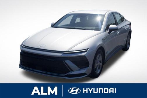 2025 Hyundai SONATA SE