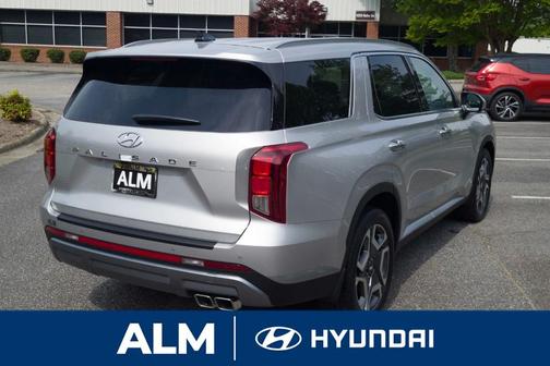 2025 Hyundai PALISADE SEL Premium