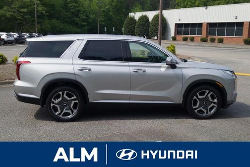 2025 Hyundai PALISADE SEL Premium
