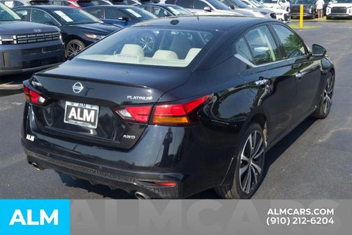 2022 Nissan Altima 2.5 Platinum