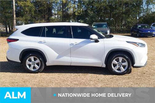 2022 Toyota Highlander L