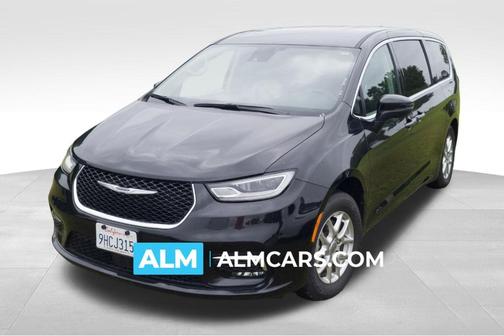 2023 Chrysler Pacifica Touring-L