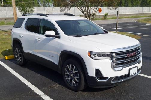 2023 GMC Acadia SLT