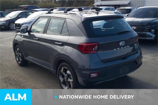 2023 Hyundai VENUE SEL