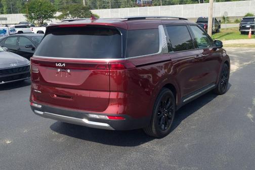 2024 Kia Carnival SX