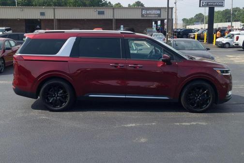 2024 Kia Carnival SX