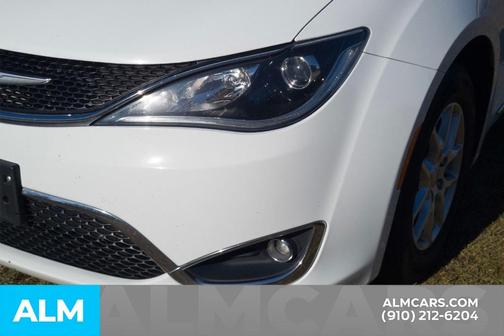 2020 Chrysler Pacifica Touring-L