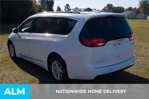 2020 Chrysler Pacifica Touring-L