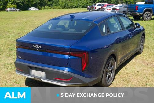 Deep Sea Blue 2025 Kia K4