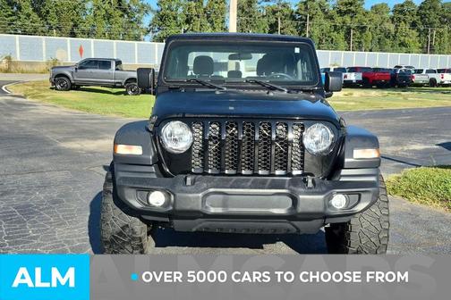 2022 Jeep Gladiator Sport