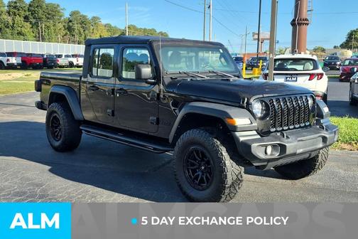 2022 Jeep Gladiator Sport