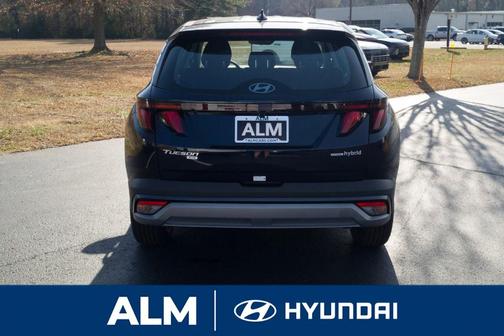 2026 Hyundai TUCSON Hybrid Blue SE