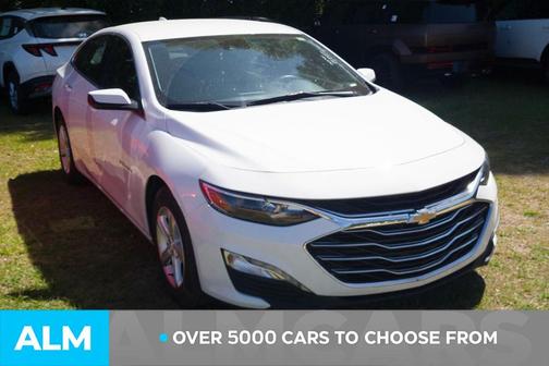 Summit White 2023 Chevrolet Malibu LT