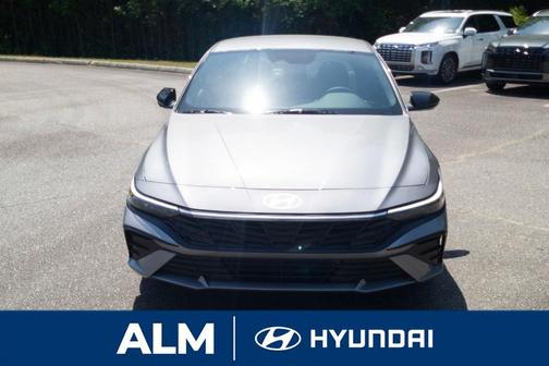2025 Hyundai ELANTRA HEV SEL Sport