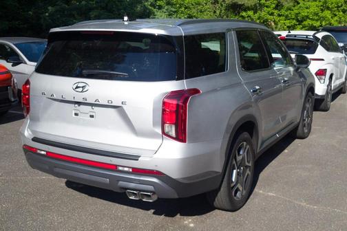 2025 Hyundai PALISADE SEL Premium