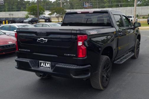 2022 Chevrolet Silverado 1500 Limited Custom Trail Boss