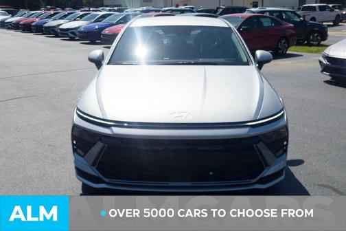 2025 Hyundai SONATA SE