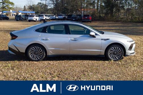2025 Hyundai SONATA Hybrid Limited