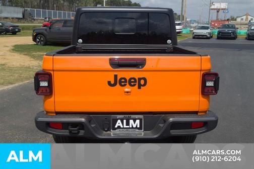 2025 Jeep Gladiator Sport