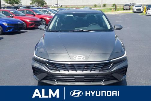 2025 Hyundai ELANTRA HEV Limited