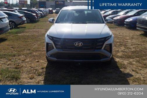 White Pearl 2026 Hyundai TUCSON SE