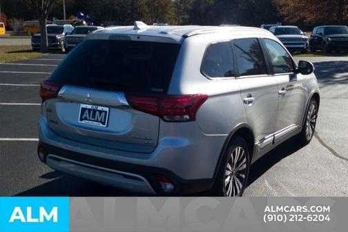 2019 Mitsubishi Outlander ES