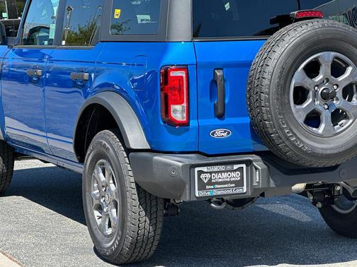 VELOCITY BLUE METALLIC 2026 Ford Bronco Big Bend
