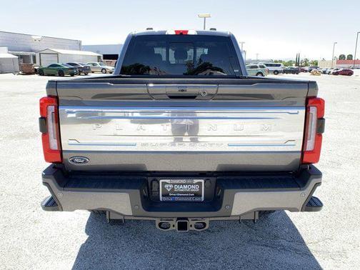 2025 Ford F-350 Platinum