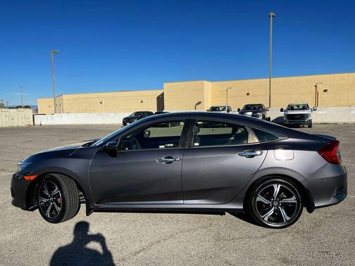 2018 Honda Civic Touring