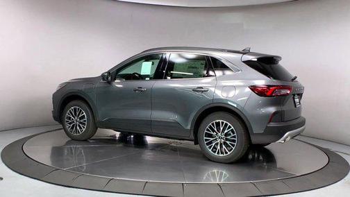 2025 Ford Escape PHEV Base