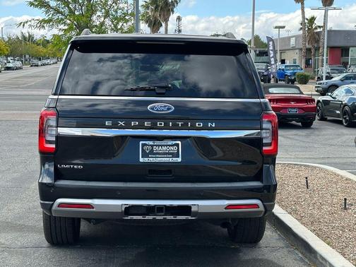 AGATE BLACK METALLIC 2022 Ford Expedition Limited