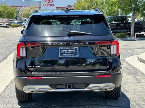 AGATE BLACK METALLIC 2026 Ford Explorer ACTIVE