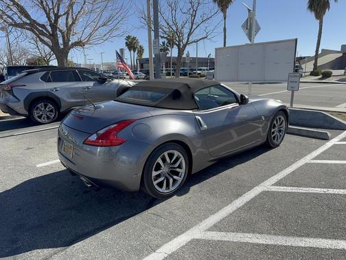 2014 Nissan 370Z Base