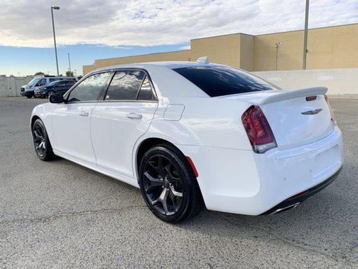 2021 Chrysler 300 S