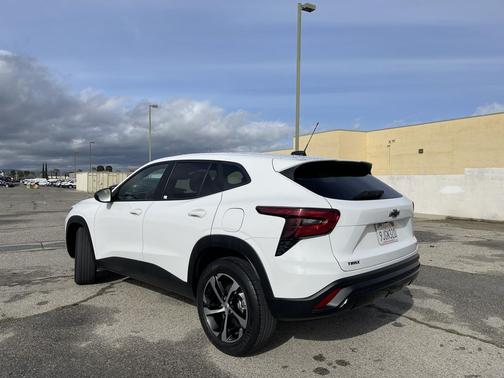 2024 Chevrolet Trax FWD 1RS