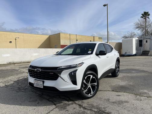 2024 Chevrolet Trax FWD 1RS