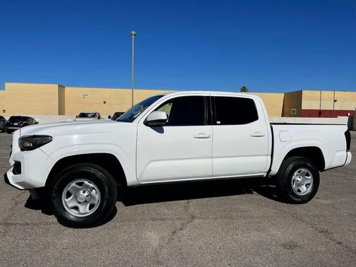 2019 Toyota Tacoma SR