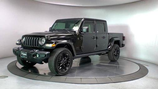 2025 Jeep Gladiator Nighthawk