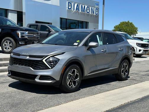 Steel Gray 2025 Kia Sportage LX