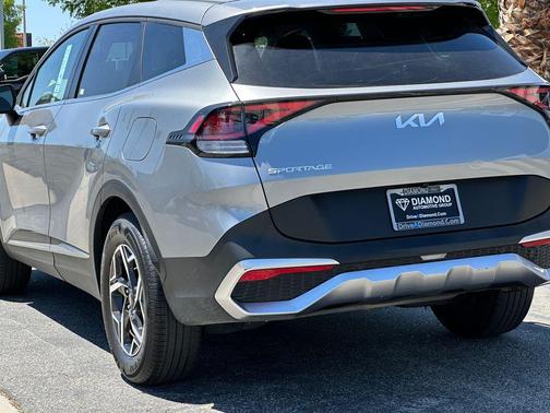 Steel Gray 2025 Kia Sportage LX