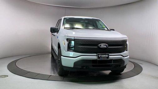 2025 Ford F-150 Lightning XLT