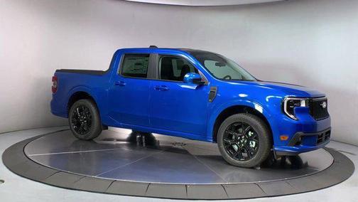 2025 Ford Maverick Lobo Standard