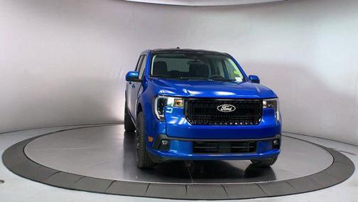 2025 Ford Maverick Lobo Standard