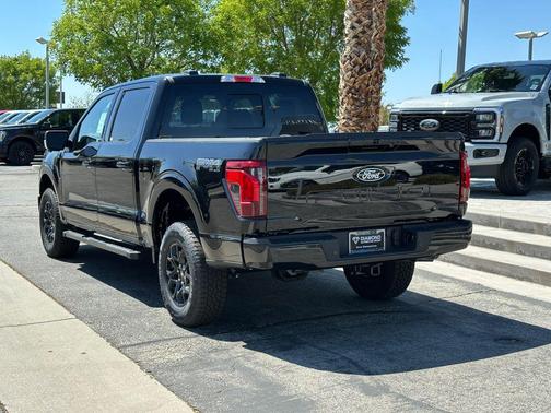 AGATE BLACK METALLIC 2026 Ford F-150 XLT