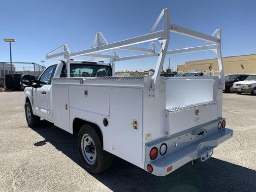 OXFORD WHITE 2025 Ford F-350 XL